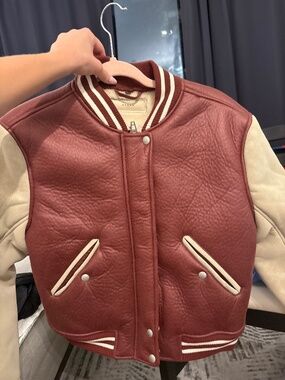 Bomber jacket